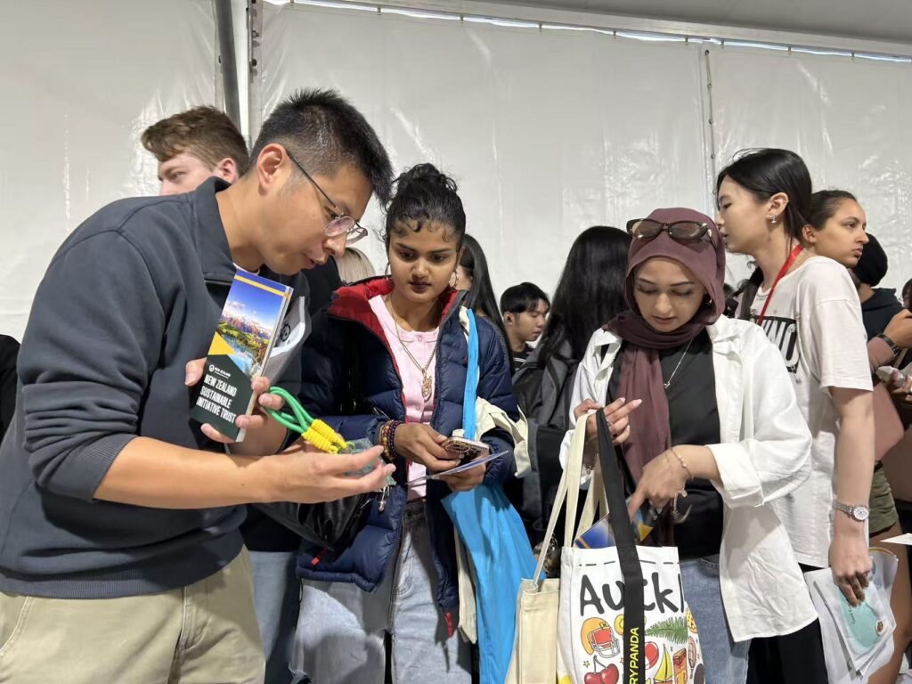 baa3e822f94e7d187f0343f5a562626c